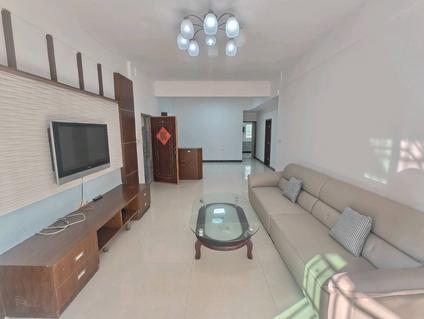 北京松鹤广场3室2厅105平中楼层/共8层