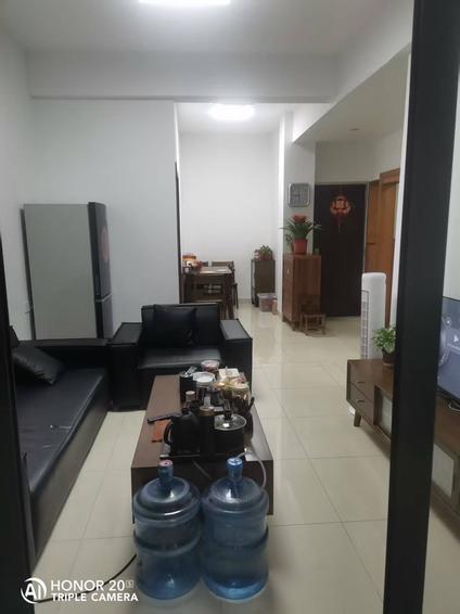 北京新拓花园2室2厅62.58平中楼层/共9层