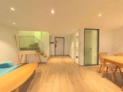 北京亚洲之窗2室2厅52平低楼层/共22层