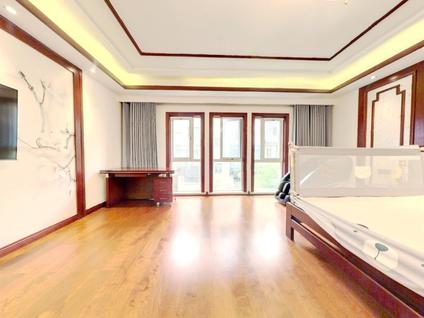 北京丽园名城5室2厅291.9平低楼层/共5层