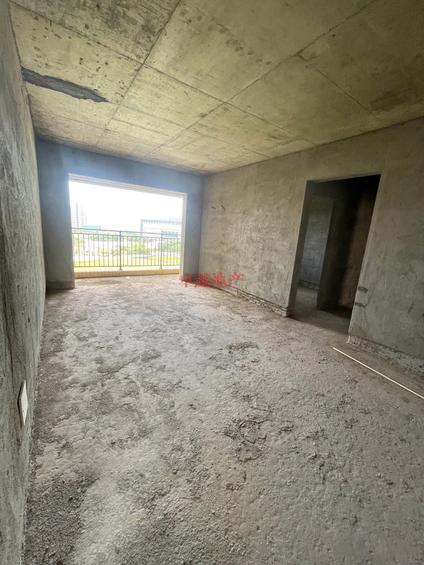 北京明源翡翠城4室2厅121平中楼层/共17层