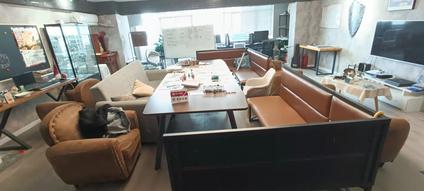 北京合众大厦4室2厅215.05平高楼层/共19层