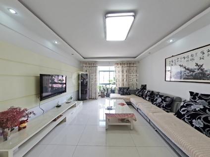 北京东新南路3室2厅127平高楼层/共6层