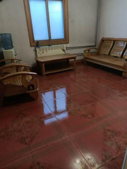 北京公安小区(泉城路)3室2厅72平中楼层/共6层