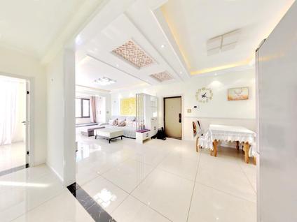 北京地恒托斯卡纳3室2厅117.91平低楼层/共32层