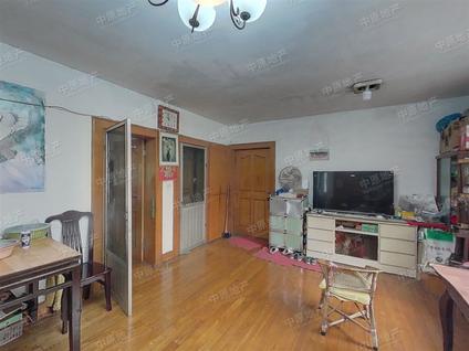 北京金田花园(二区)3室2厅110.69平低楼层/共6层