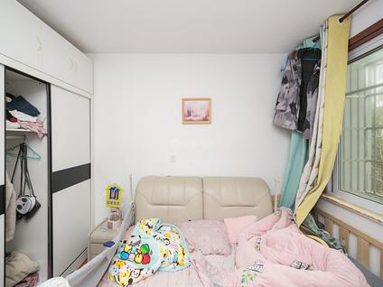 无锡方泉苑(三期)2室2厅78.5平低楼层/共6层