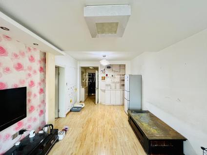 北京长青小区1室1厅69.9平中楼层/共8层