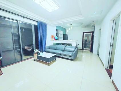 东莞金地格林上院3室2厅93.1平高楼层/共11层