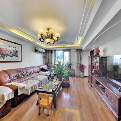 北京和平公寓3室2厅137.14平中楼层/共24层