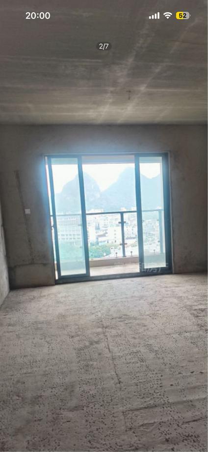 桂林君临荔江4室2厅155平中楼层/共31层