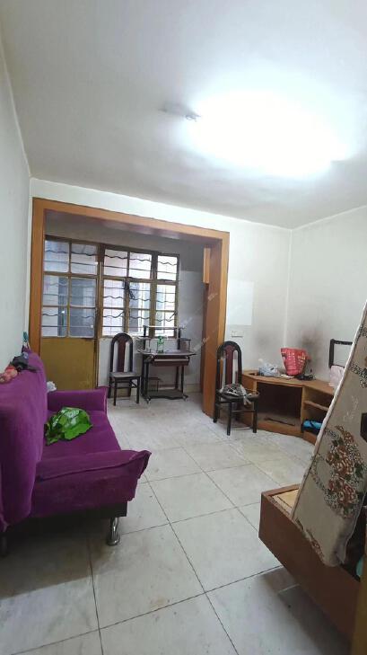 北京莲华苑小区2室2厅53平低楼层/共5层