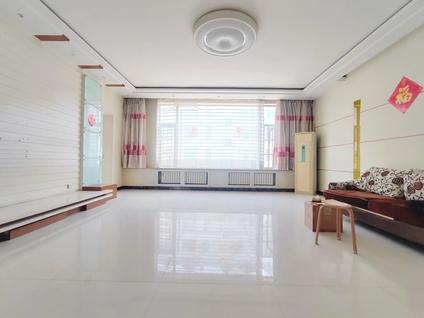 北京福新花园4室2厅197平低楼层/共6层