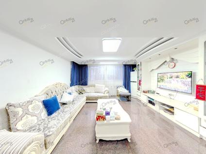 北京金山公寓4室2厅131.81平中楼层/共8层