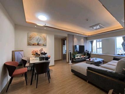 北京壹号公馆4室2厅105平高楼层/共7层