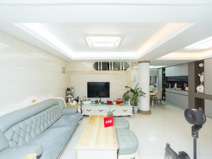 北京龙园山庄4室2厅150.07平低楼层/共8层