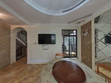 北京绿苑新城4室2厅189.2平低楼层/共3层