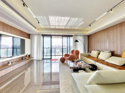 北京华侨城欢乐海湾5室2厅224平高楼层/共31层