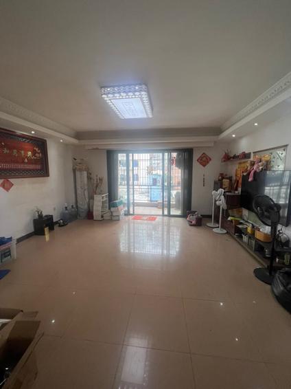 北京航都花园3室2厅136.45平中楼层/共8层