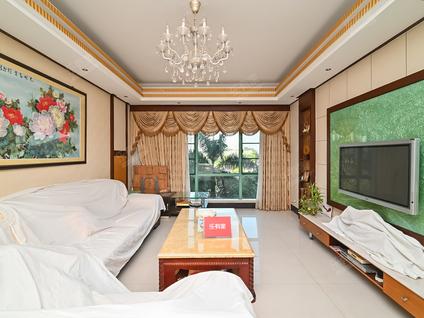 中山永怡聚豪园3室2厅153.65平低楼层/共10层