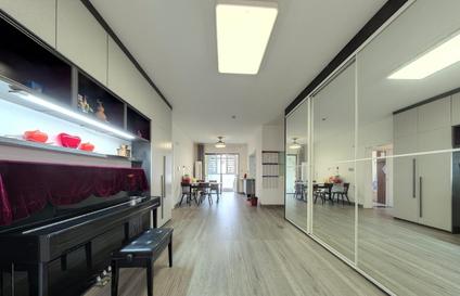 海口恩祥新城(北大华府A区)5室2厅156平中楼层/共26层