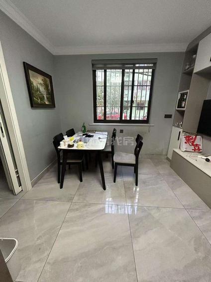 北京红峰二村2室1厅68.75平低楼层/共6层