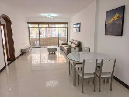 北京世纪商业街(商住楼)4室2厅130平高楼层/共7层