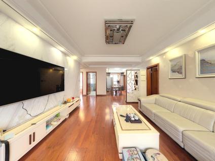 北京爱法山水国际3室2厅141平低楼层/共18层