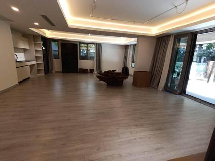 北京华敏世纪广场7室2厅446.61平低楼层/共21层