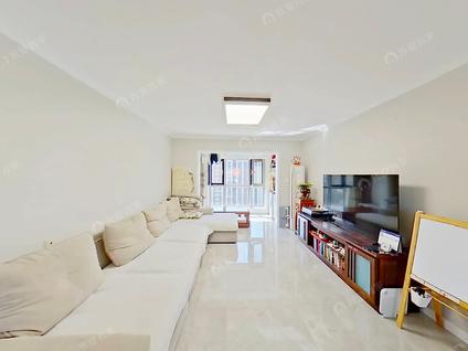 北京中海金玺公馆4室2厅134.14平高楼层/共20层