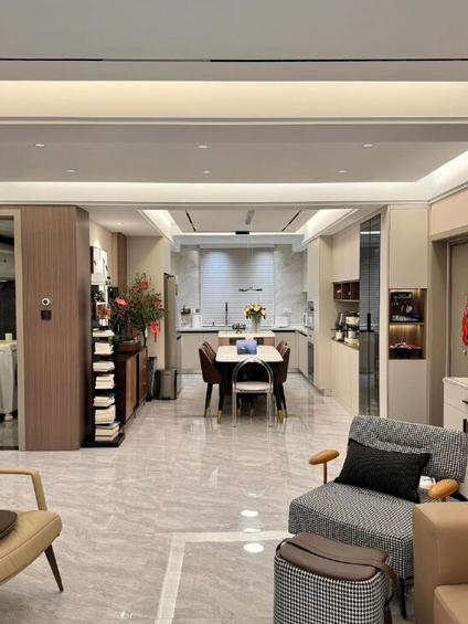 北京中海首钢天玺3室2厅130平高楼层/共10层