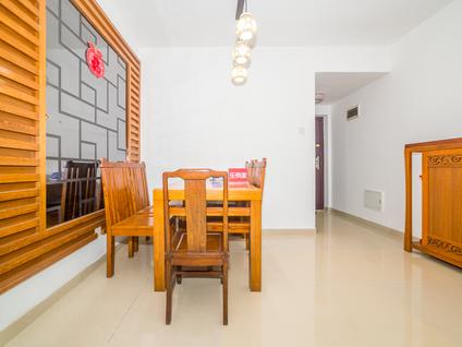 北京四海公寓4室2厅89.25平低楼层/共33层