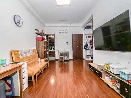 北京新城香溢澜庭1室2厅64.81平低楼层/共20层