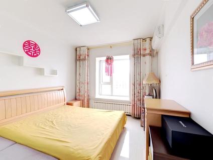 太原中正悦湾2室2厅93.87平高楼层/共32层