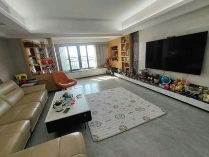 北京英泰苑3室2厅128平高楼层/共10层