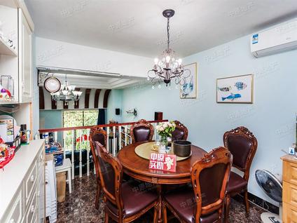 上海银泰花园4室2厅211平高楼层/共3层