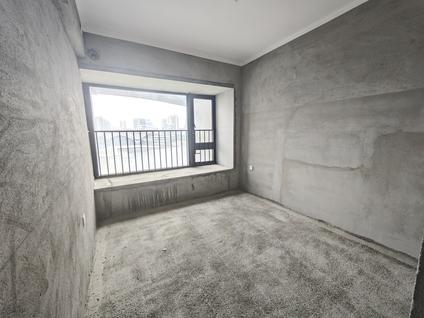 北京华发中央公园4室2厅129平中楼层/共17层