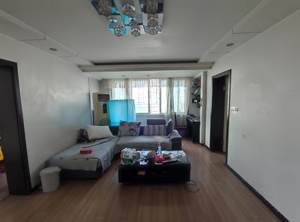 北京水心住宅区鹿组团3室2厅108平高楼层/共8层