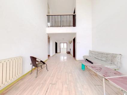 北京银座动感世代3室1厅127平中楼层/共14层