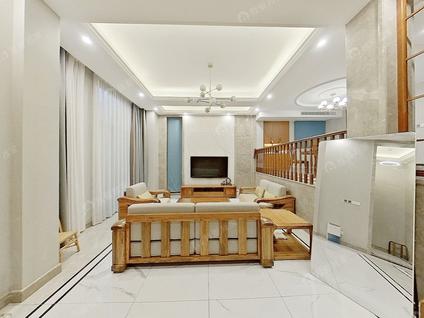 北京南岸花城5室2厅218.09平低楼层/共1层