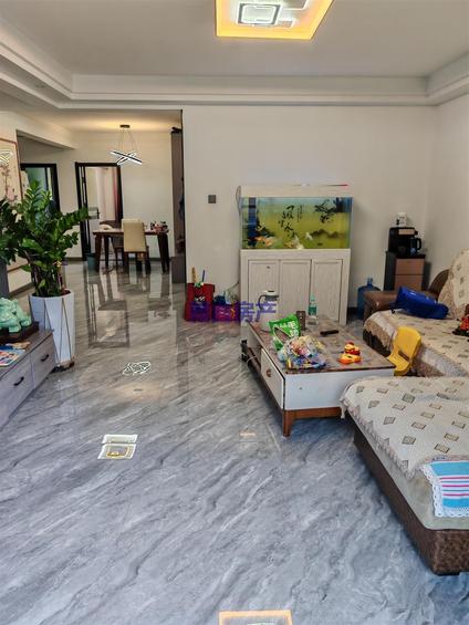 北京颜山国际3室2厅123.41平低楼层/共17层