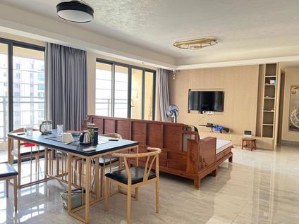 北京美的公园天下4室2厅132平高楼层/共26层