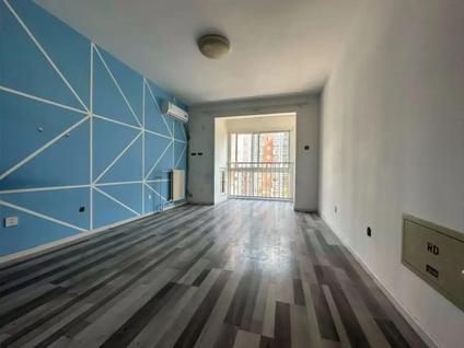 北京龙泉苑小区2室1厅97平中楼层/共11层