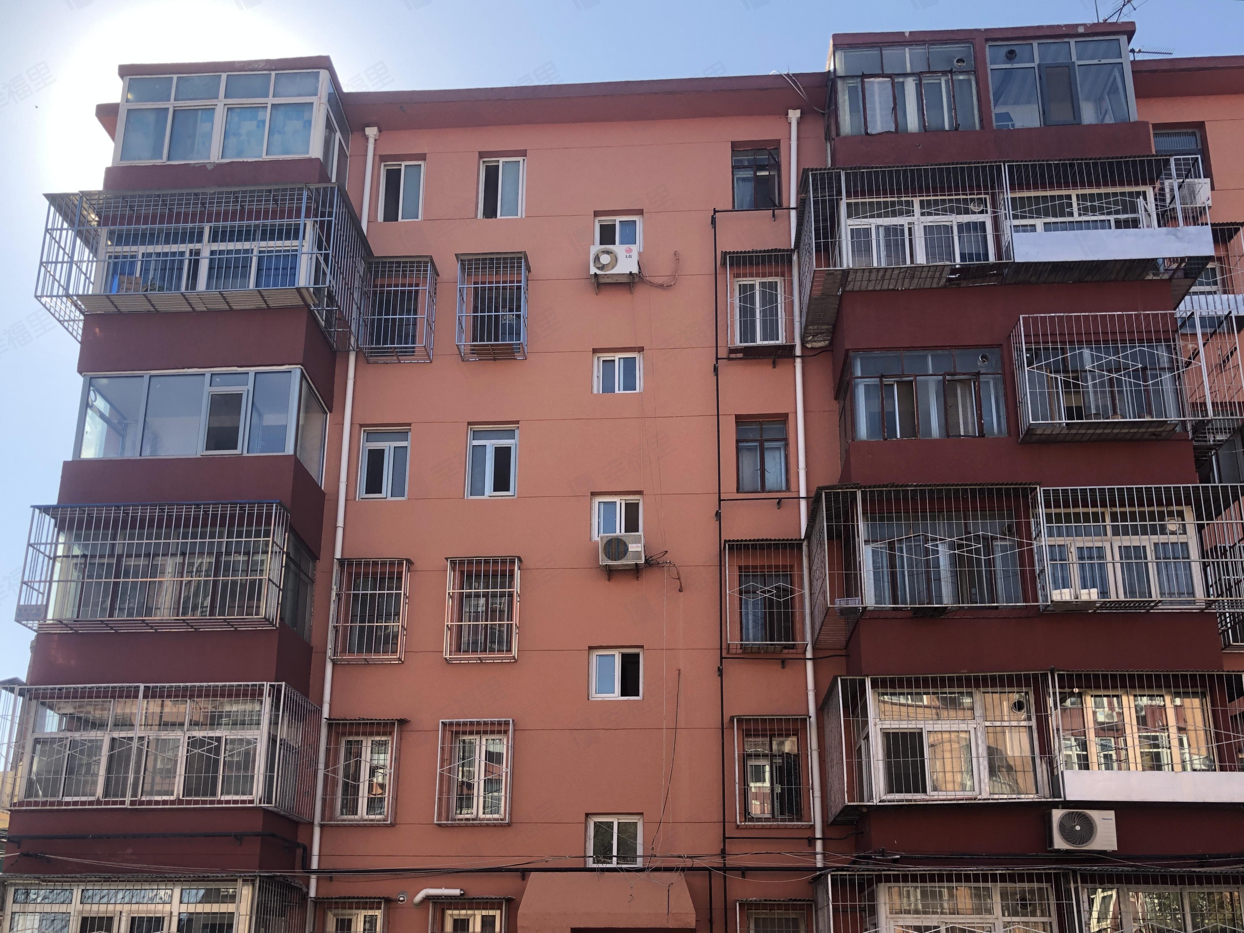 大有建材公司家属楼小区效果图