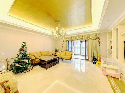 北京中海紫御豪庭(一二期)4室2厅244.65平低楼层/共22层