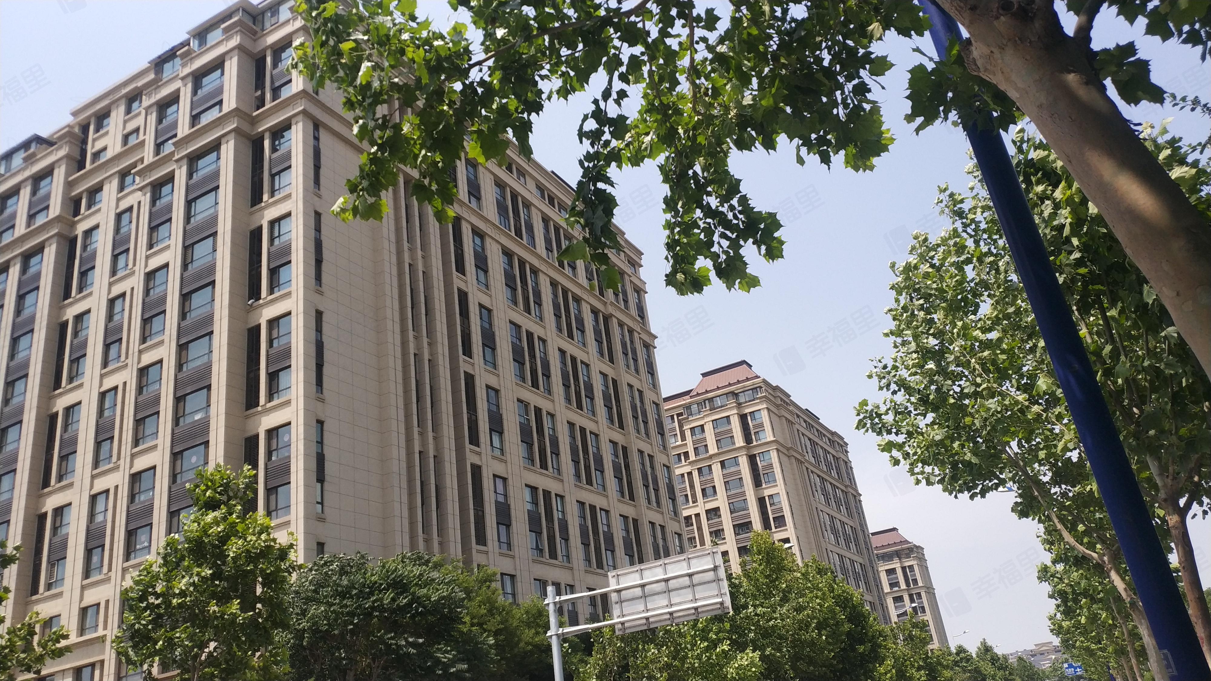 新里西斯莱公馆小区效果图