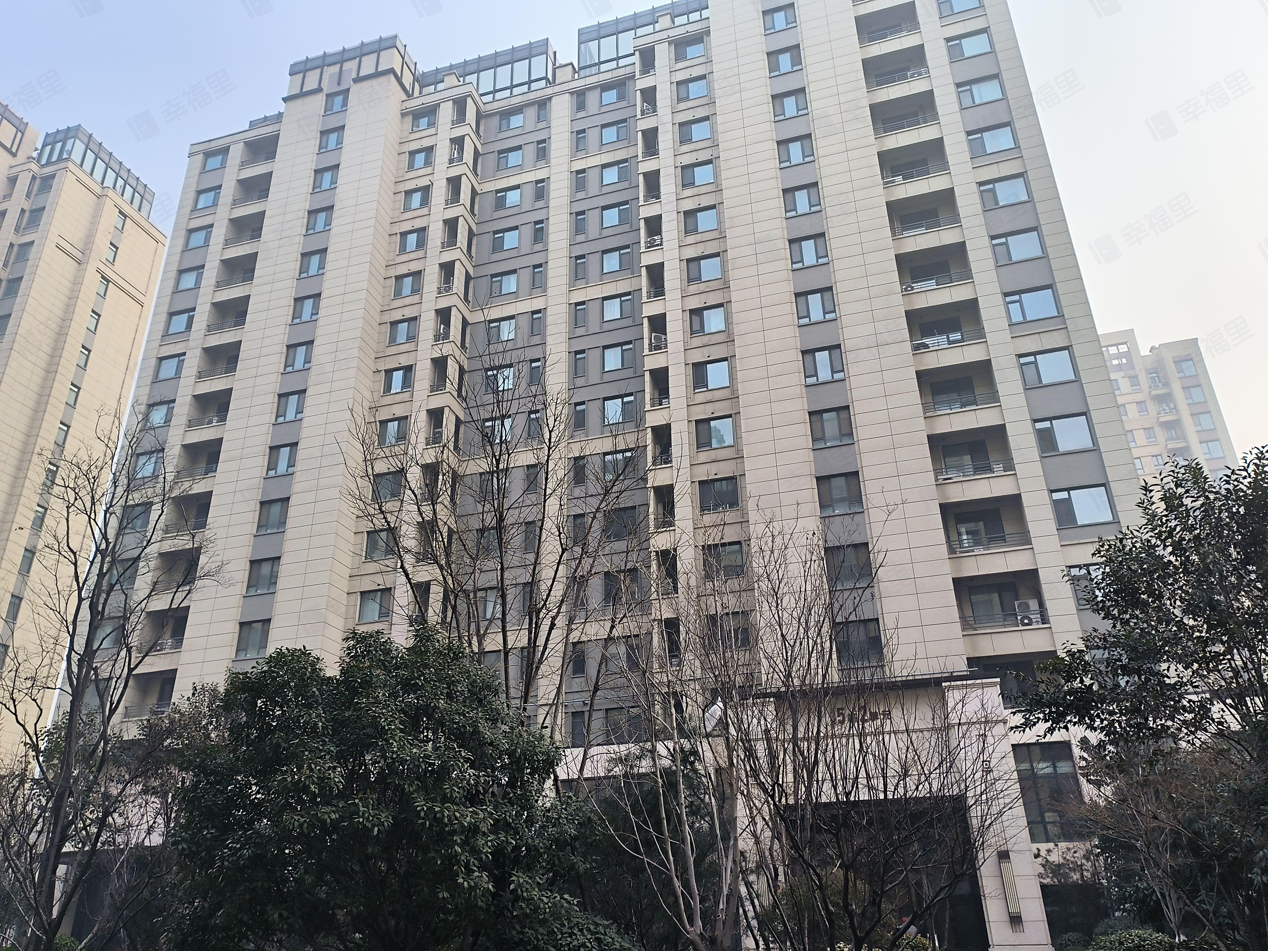 绿地IFC中央公馆B11地块小区效果图