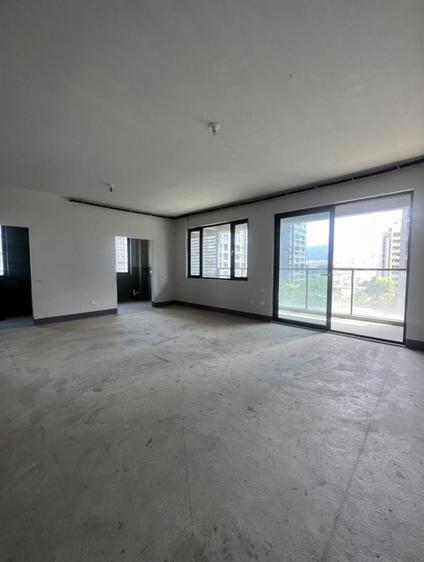 北京杨帆泊悦4室2厅140平低楼层/共17层