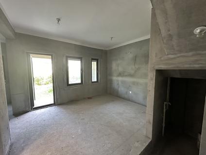 扬州观唐别院5室3厅190平底层/共3层