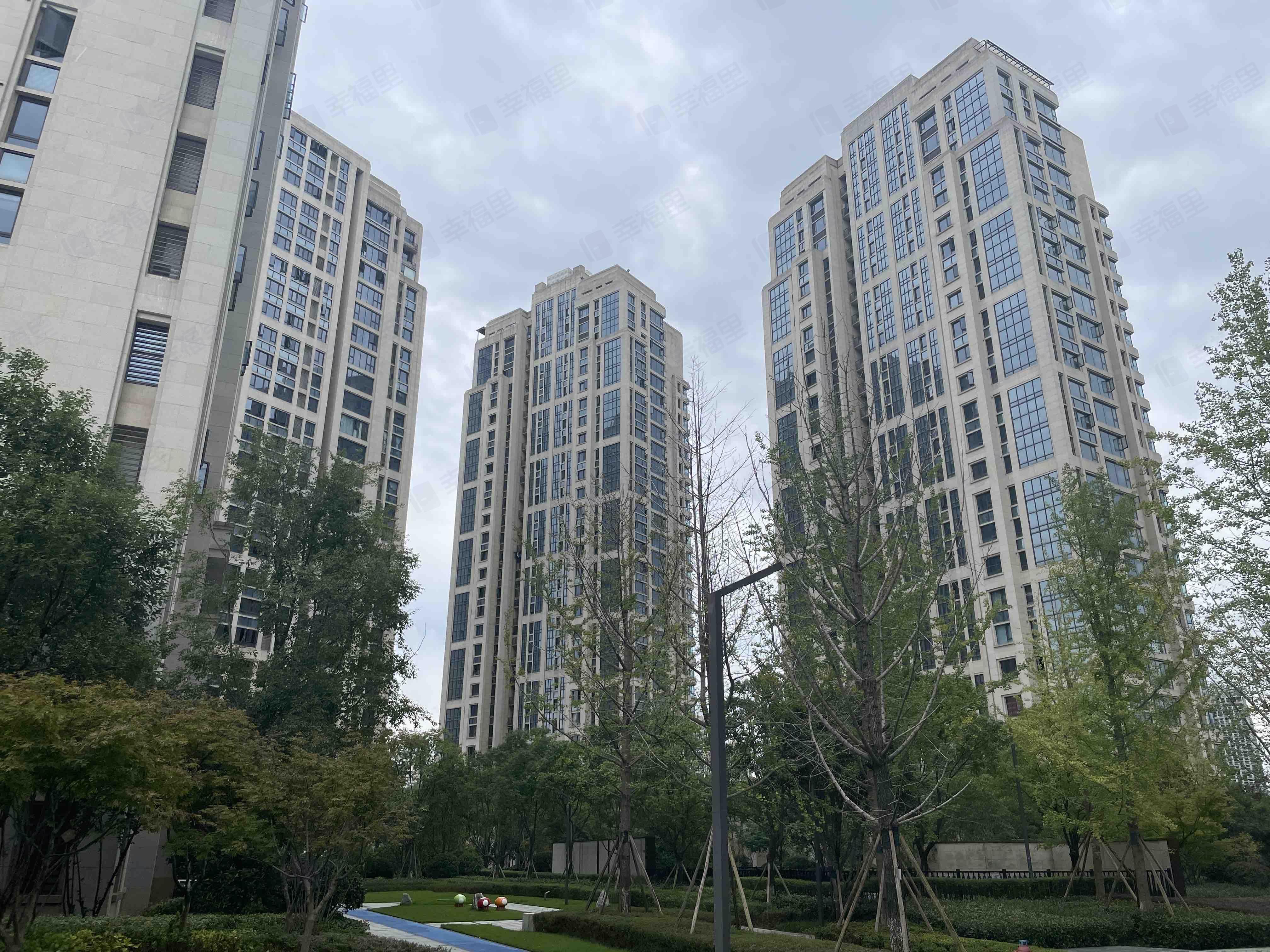 鲁能泰山七号(五街区)小区效果图